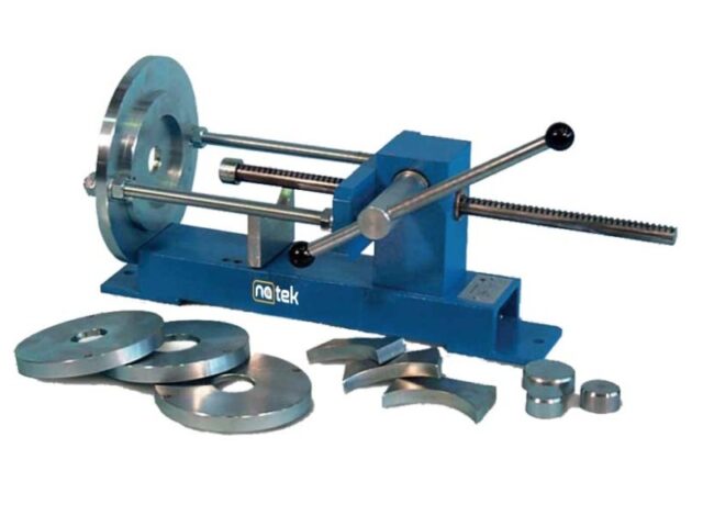 Specimen Extruder For Hoek Triaxial Cells